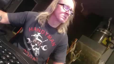 Snapshot of handyman5303 chatting on 01.11.25 Handystudman online show from 01.11.25