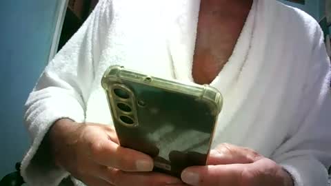 Snapshot of handymanforyou177322 chatting on 06.08.26 handymanforyou177322 online show from 06.08.26
