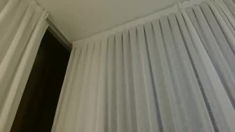 Snapshot of hankitforme chatting on 10.10.25 hankitforme online show from 10.10.25