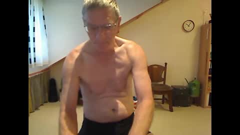 hankk54 online show from 01.16.25