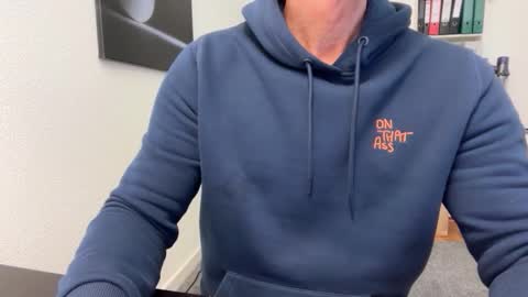 hanky online show from 12.19.25