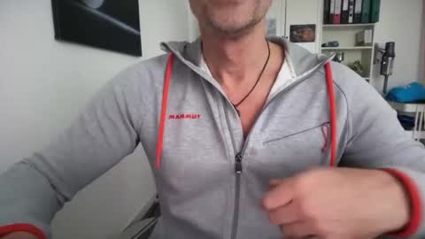 Snapshot of hankmoody6 chatting on 02.17.26 hanky online show from 02.17.26
