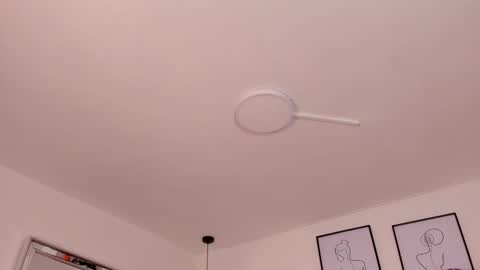 hanna__evans_ online show from 10.24.25