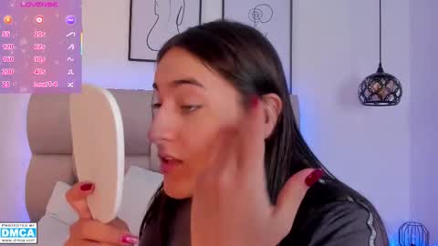 hanna__evans_ online show from 01.15.26