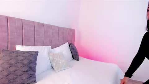 Snapshot of hanna_bunny15 chatting on 02.19.26 hanna_bunny15 online show from 02.19.26