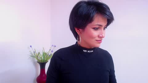 Sara online show from 01.20.25