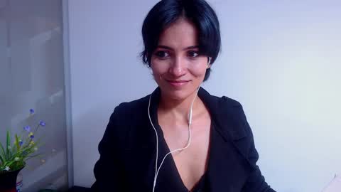 Sara online show from 02.26.25