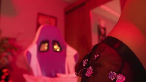 HANNA  online show from 10.13.25