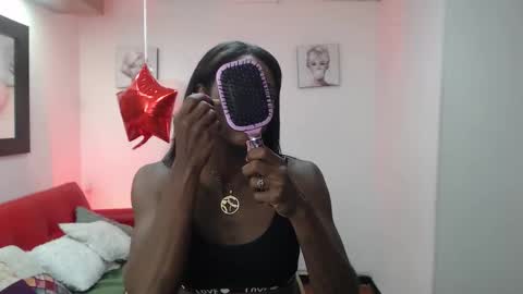 hanna_lamber online show from 02.27.26