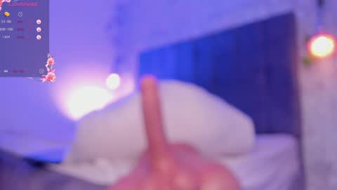 Snapshot of hanna_lee02 chatting on 12.02.24 Hanna Lee online show from 12.02.24