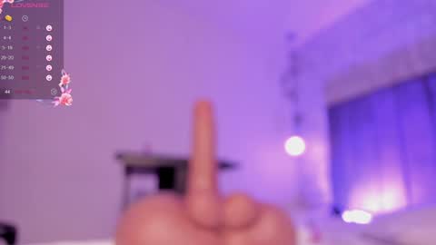 Snapshot of hanna_lee02 chatting on 12.03.24 Hanna Lee online show from 12.03.24