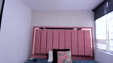  H A N N A  online show from 10.30.25