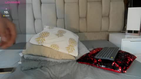 Hanna lens online show from 02.06.25