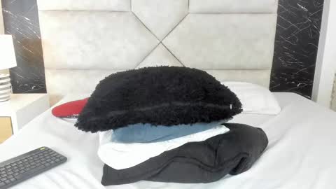 Hanna lens online show from 03.04.25