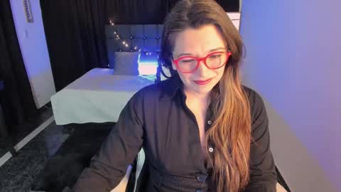 hanna_ma online show from 10.08.25