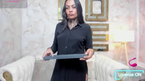 EVA online show from 11.05.25