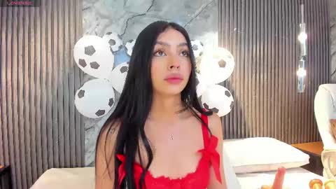 Snapshot of hanna_stell chatting on 06.27.26 Hanna S online show from 06.27.26