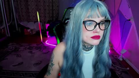 Snapshot of hannah_chaos chatting on 12.02.24 Hannah online show from 12.02.24