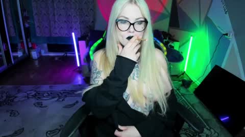 Snapshot of hannah_chaos chatting on 02.06.25 Hannah online show from 02.06.25