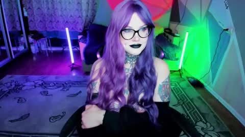 Snapshot of hannah_chaos chatting on 02.16.25 Hannah online show from 02.16.25