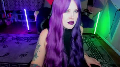 Snapshot of hannah_chaos chatting on 03.01.25 Hannah online show from 03.01.25
