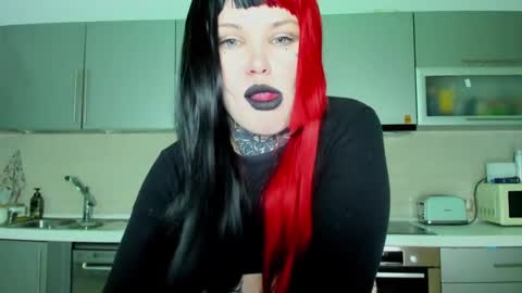 Snapshot of hannah_chaos chatting on 03.03.25 Hannah online show from 03.03.25