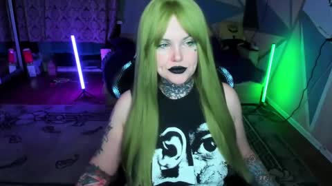 Snapshot of hannah_chaos chatting on 03.05.25 Hannah online show from 03.05.25