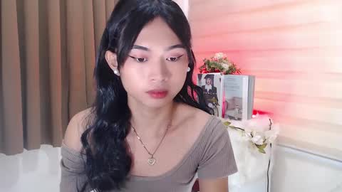 Snapshot of hannah_davis69 chatting on 01.05.25 Alex online show from 01.05.25