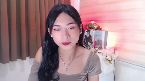 Snapshot of hannah_davis69 chatting on 01.06.25 Alex online show from 01.06.25