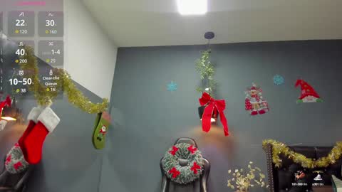 Snapshot of hannah_miller__ chatting on 12.27.24 HANNAH MILLER online show from 12.27.24