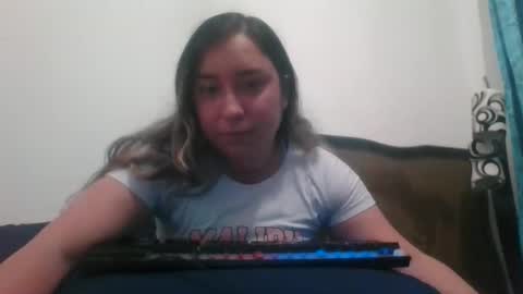 Snapshot of hannahevans2 chatting on 11.06.25 hannahevans2 online show from 11.06.25