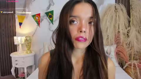 Snapshot of hannahill69 chatting on 06.23.26 Hannahill69 online show from 06.23.26