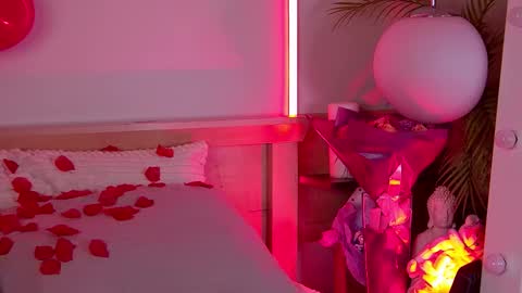 Snapshot of hannahmonttana chatting on 02.15.26 Pearl online show from 02.15.26