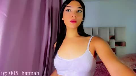 hannahsmit_ online show from 09.13.25