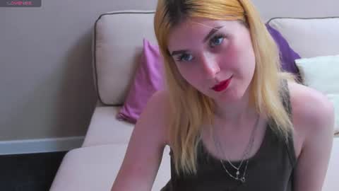 Snapshot of hannakoch chatting on 07.05.26 Hanna online show from 07.05.26