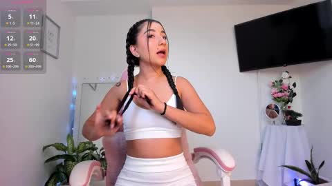 Hanna Os online show from 03.07.25