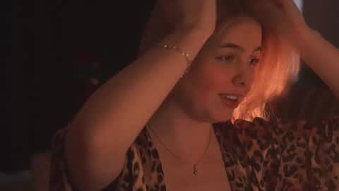 Snapshot of hannasthesia chatting on 03.03.25 Hanna online show from 03.03.25