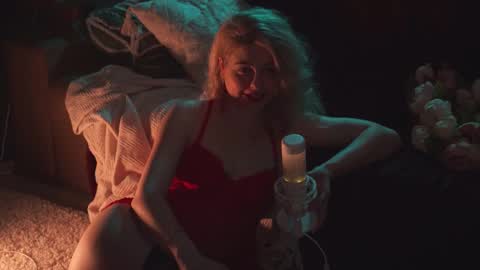 Snapshot of hannasthesia chatting on 03.10.25 Hanna online show from 03.10.25