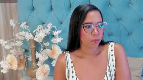 Snapshot of hannnafoxx chatting on 12.04.24 online show from 12.04.24