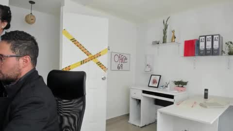 Happer Quinn  Mr Hale online show from 11.21.25