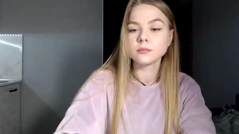 happy_fox_ online show from 02.20.26