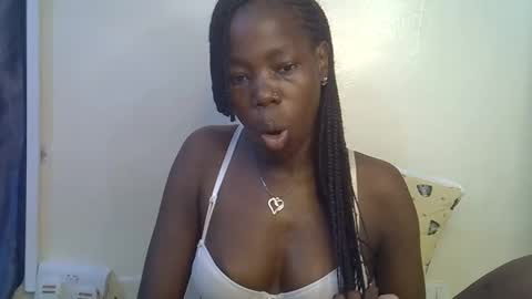 happy_kienyeji online show from 11.15.25