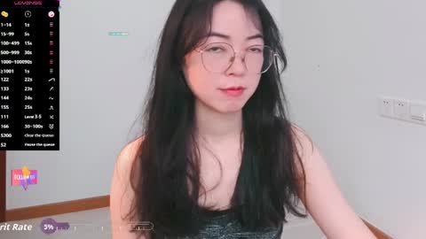 Snapshot of happyluckyrose chatting on 07.09.26 Rose online show from 07.09.26