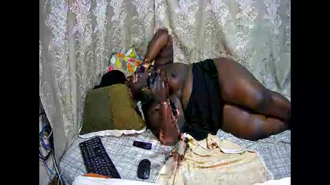 happysonia online show from 11.03.25