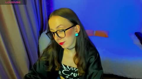 Stephanie online show from 02.07.26