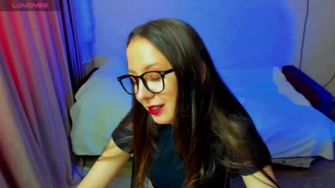 Snapshot of happystephanie chatting on 06.14.26 Stephanie online show from 06.14.26