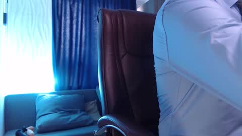 Steve online show from 10.21.25