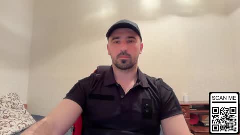 Snapshot of hard_to_obey chatting on 04.28.26 Vadim online show from 04.28.26