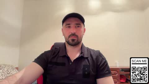 Snapshot of hard_to_obey chatting on 05.06.26 Vadim online show from 05.06.26