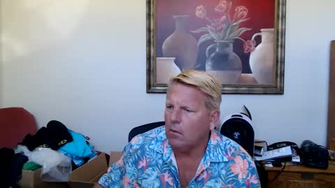Snapshot of hardblondcouplehawaii chatting on 06.03.26 Steele and Cassie online show from 06.03.26